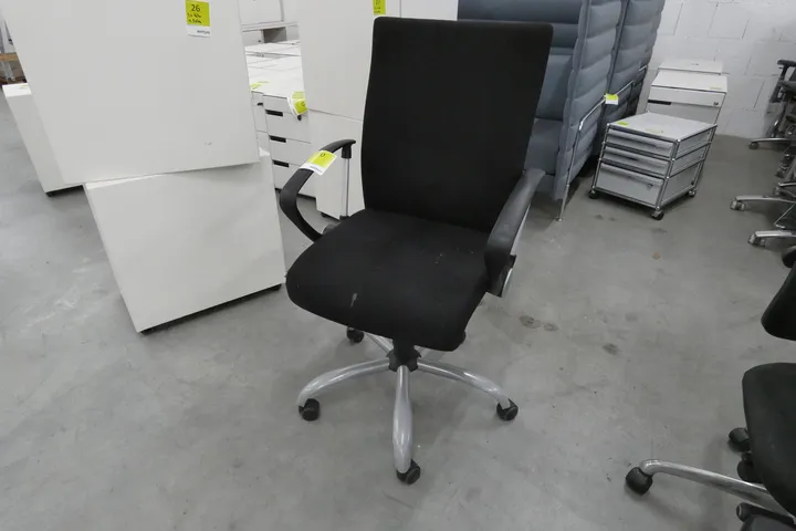 Bürostuhl - NowyStyl